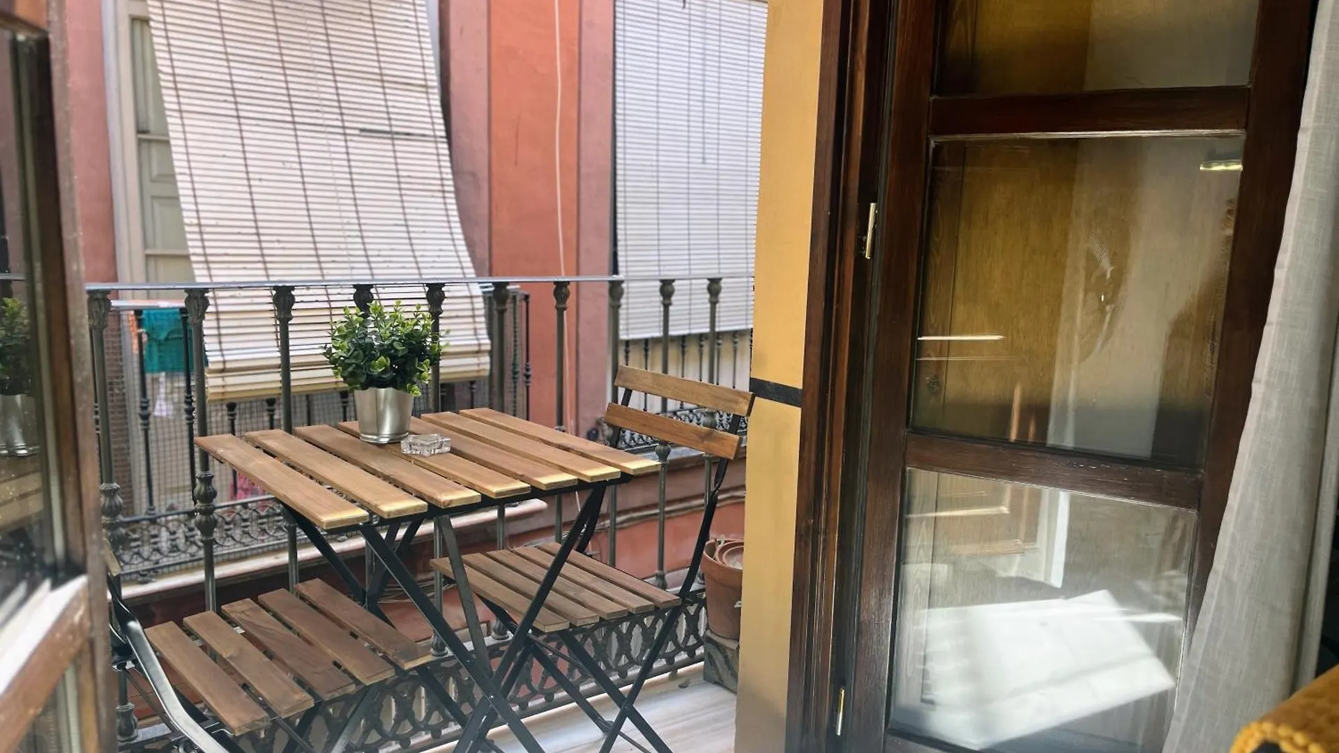 Homely Malaga Pozos Dulces 8 شقة